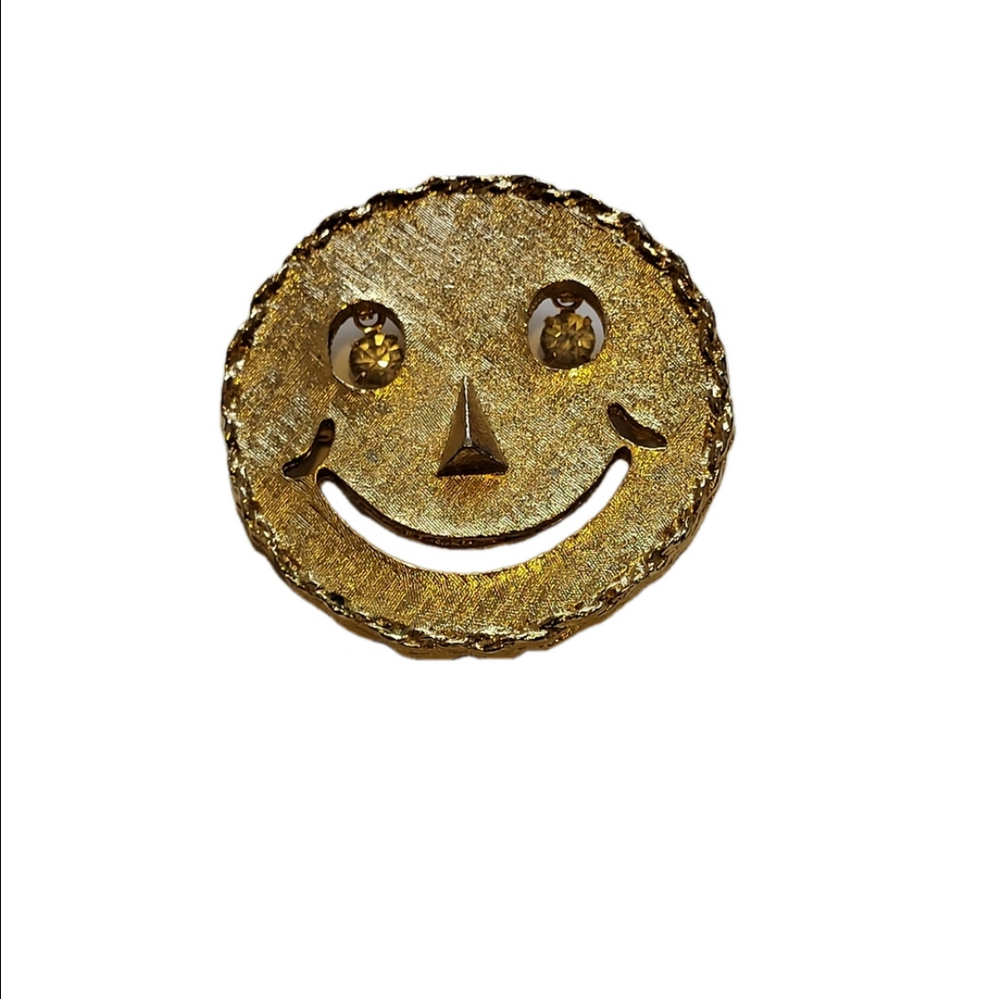 Gold Brooch with Smiley Face Design